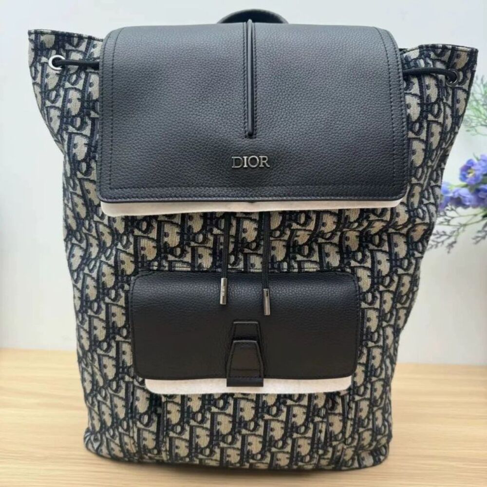Dior Women Pre-Loved Bag Brand New Condition